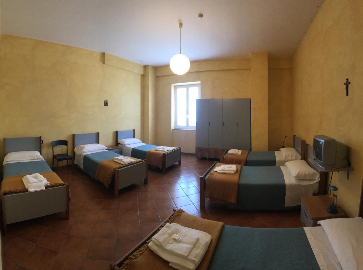 Casa Del Pellegrino Villa Ceranesi Luaran gambar